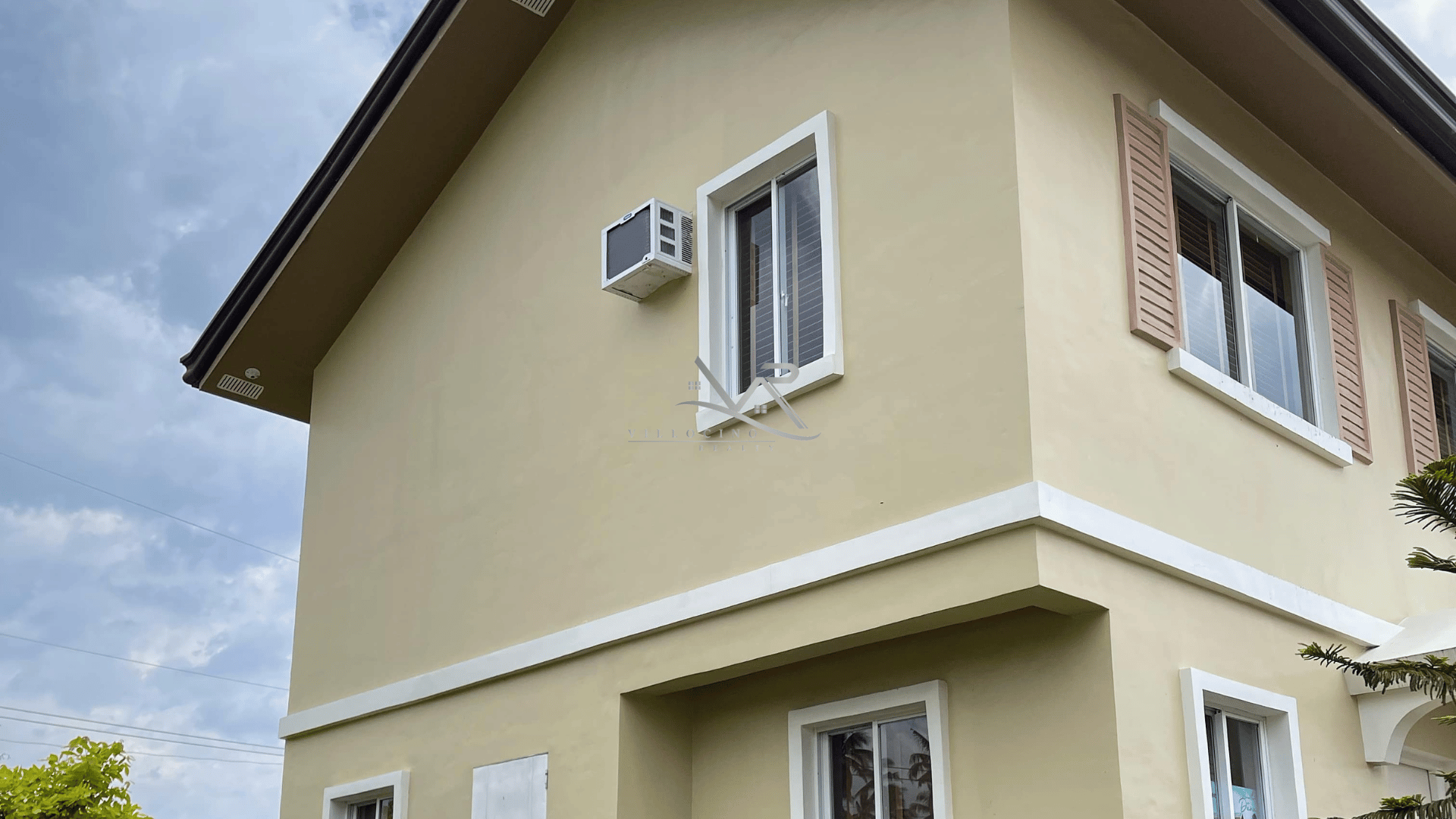 Model Image